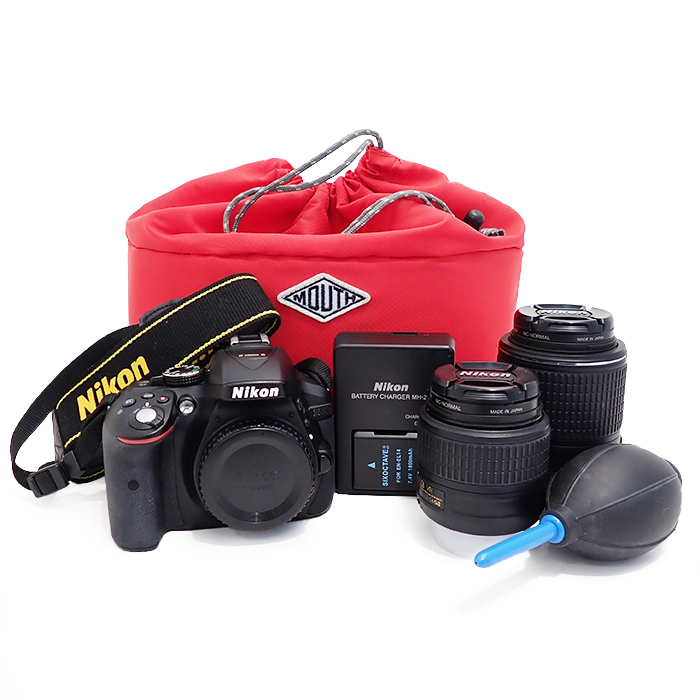 ニコン(Nikon) D5300 ダブルズームキット デジタル一眼レフカメラ ケース付き 動作確認済み デジカメ