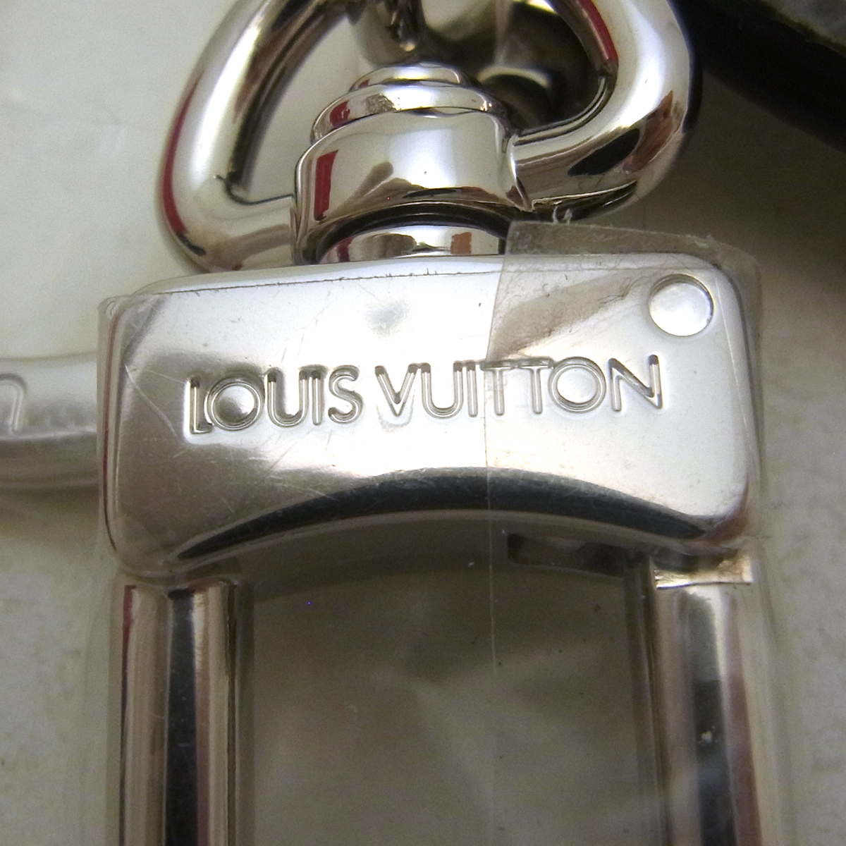 【セール価格】ルイヴィトン(Louis Vuitton) ポルト クレ・LVサークル M00477 Sランク バッグチャーム キーホルダー ブラック  シルバー