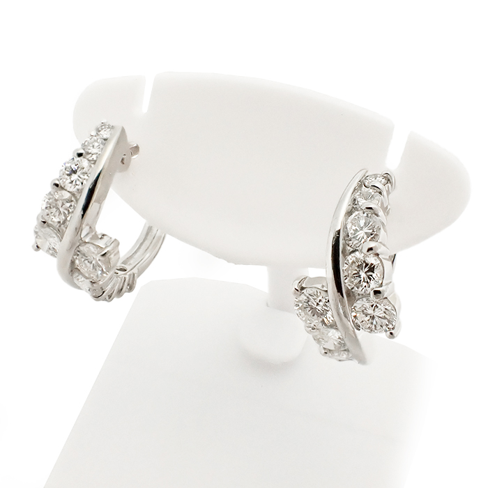 Pt900 ピアス ダイヤモンド シルバーカラー 新品仕上げ済み